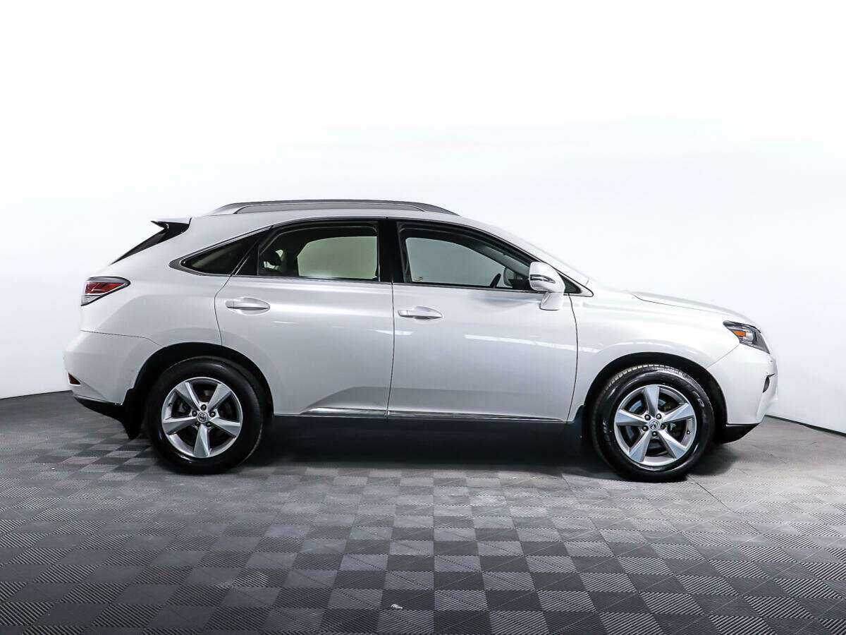 Б/У Лексус Р-Икс 2013 года. Фото: #3