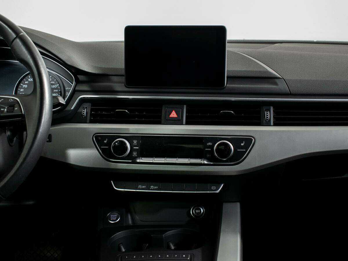 Б/У Ауди А4 2019 года. Фото: #8