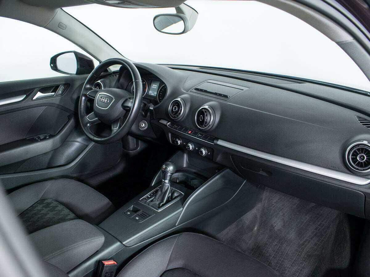 Б/У Ауди А3 2012 года. Фото: #8