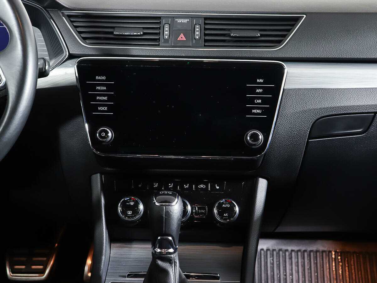 Б/У Шкода Суперб 2021 года. Фото: #11