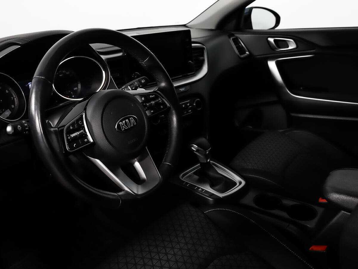 Б/У Киа Сид 2021 года. Фото: #8