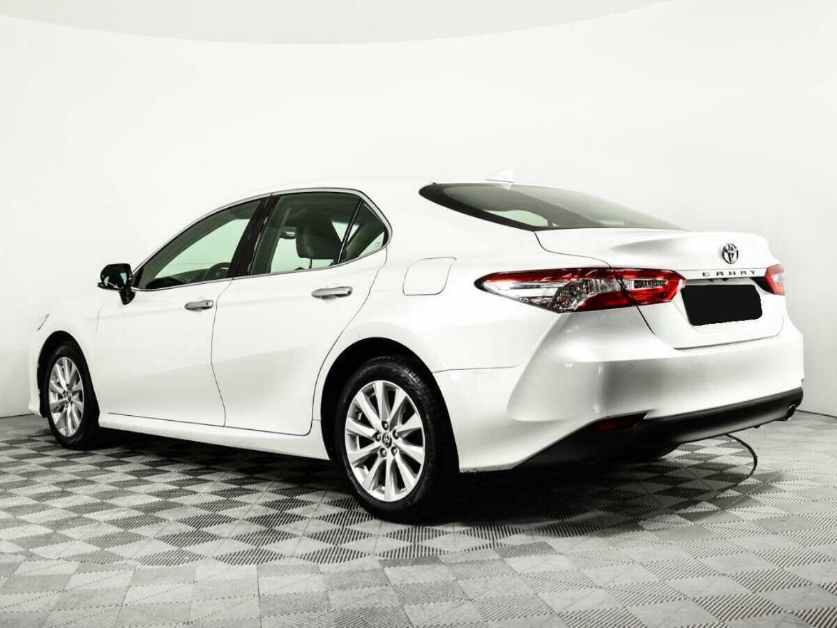 Б/У Тойота Камри 2020 года. Фото: #6