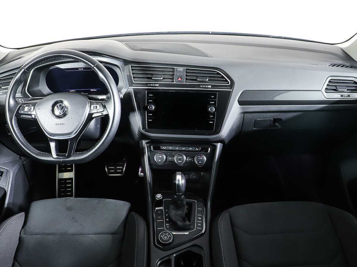 Б/У Фольксваген Тигуан 2018 года. Фото: #10