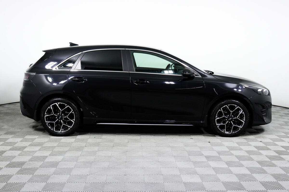 Б/У Киа Сид 2021 года. Фото: #3