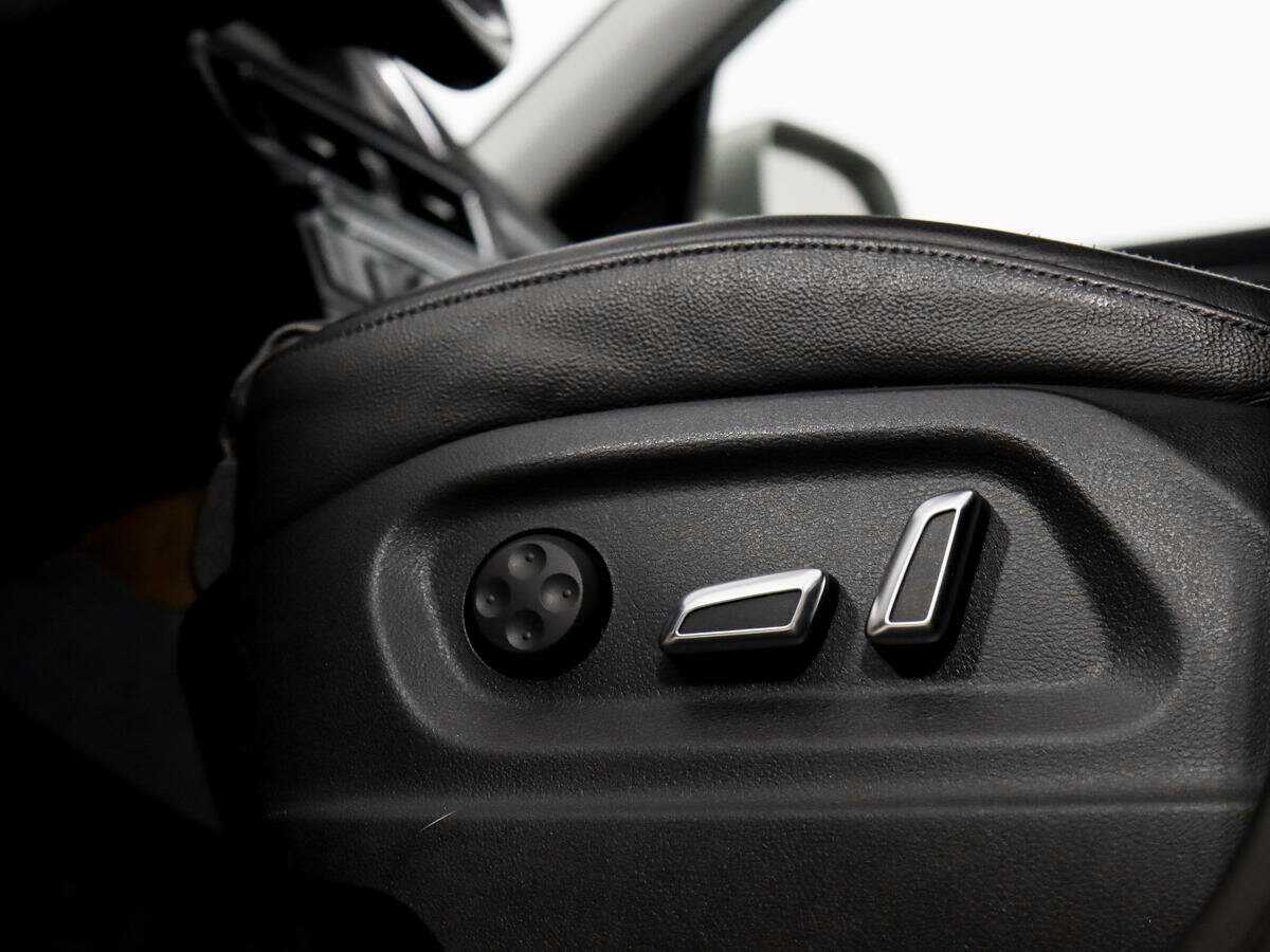 Б/У Ауди К5 2014 года. Фото: #9