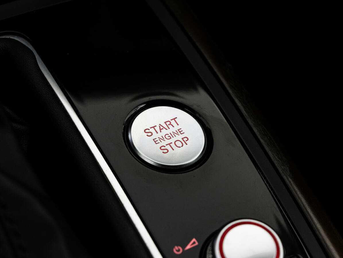 Б/У Ауди А6 2015 года. Фото: #12