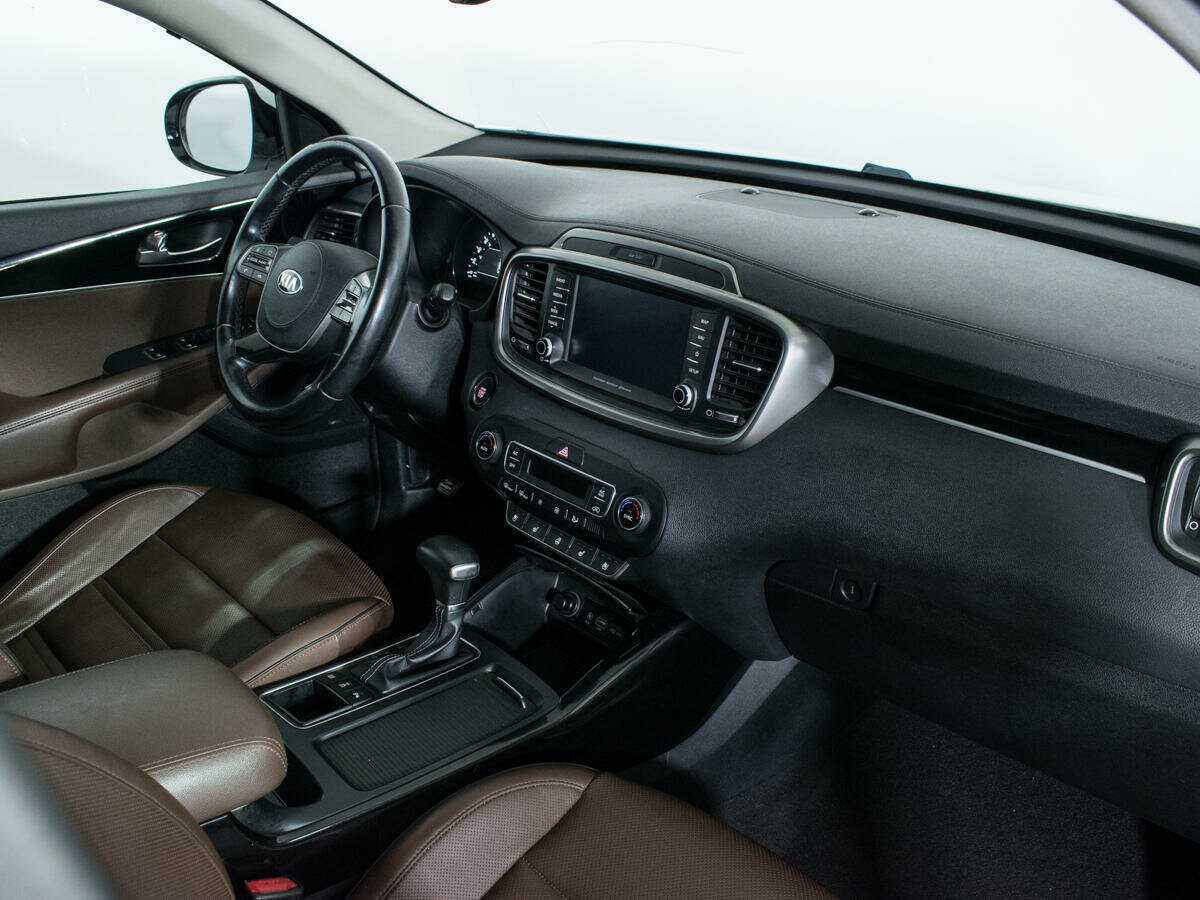 Б/У Киа Соренто 2018 года. Фото: #8