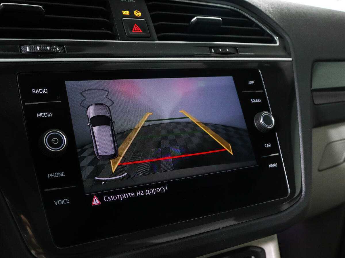 Б/У Фольксваген Тигуан 2018 года. Фото: #14