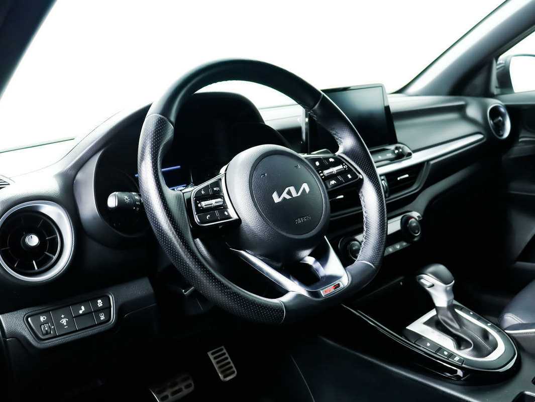 Б/У Киа Церато 2022 года. Фото: #12