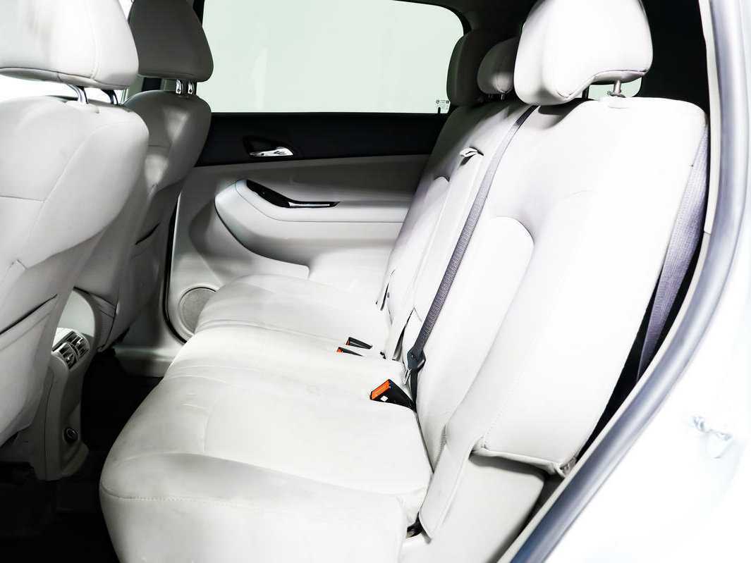 Б/У Шевроле Орландо 2013 года. Фото: #11