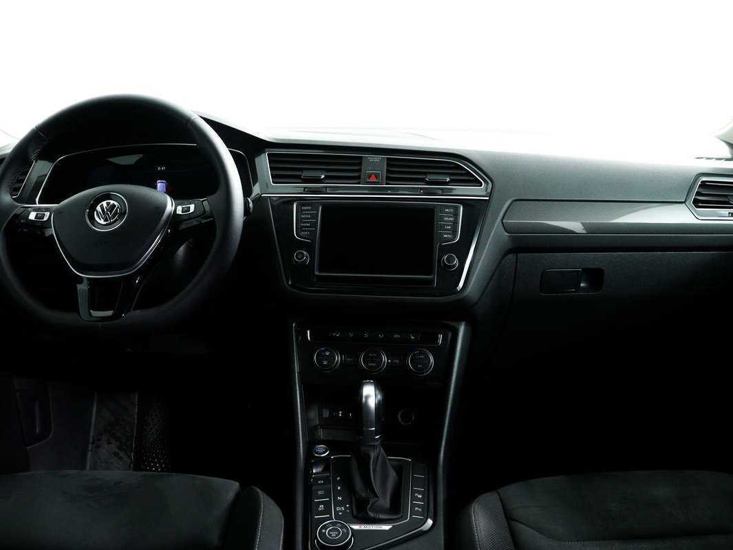 Б/У Фольксваген Тигуан 2017 года. Фото: #10