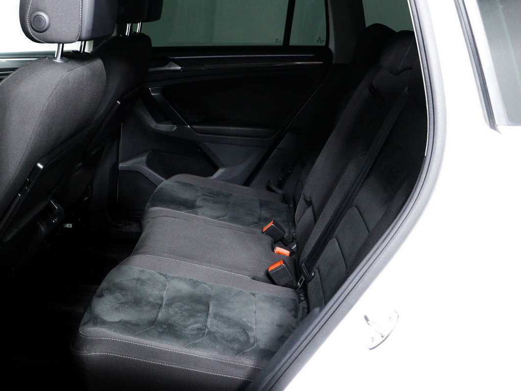 Б/У Фольксваген Тигуан 2017 года. Фото: #11