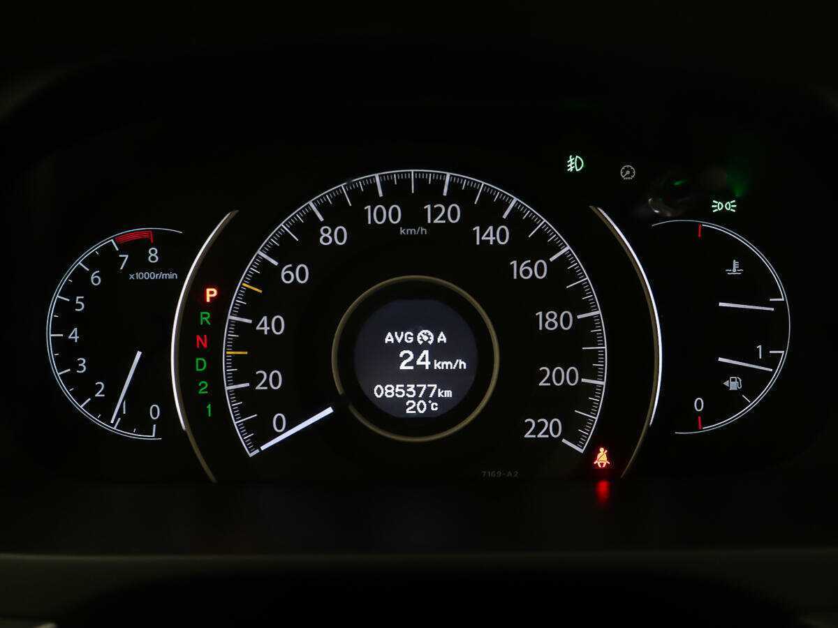 Б/У Хонда ЦР-В 2013 года. Фото: #12