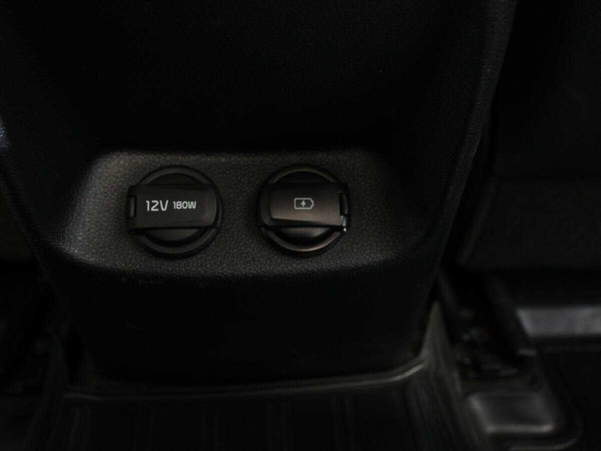 Б/У Киа Оптима 2018 года. Фото: #12