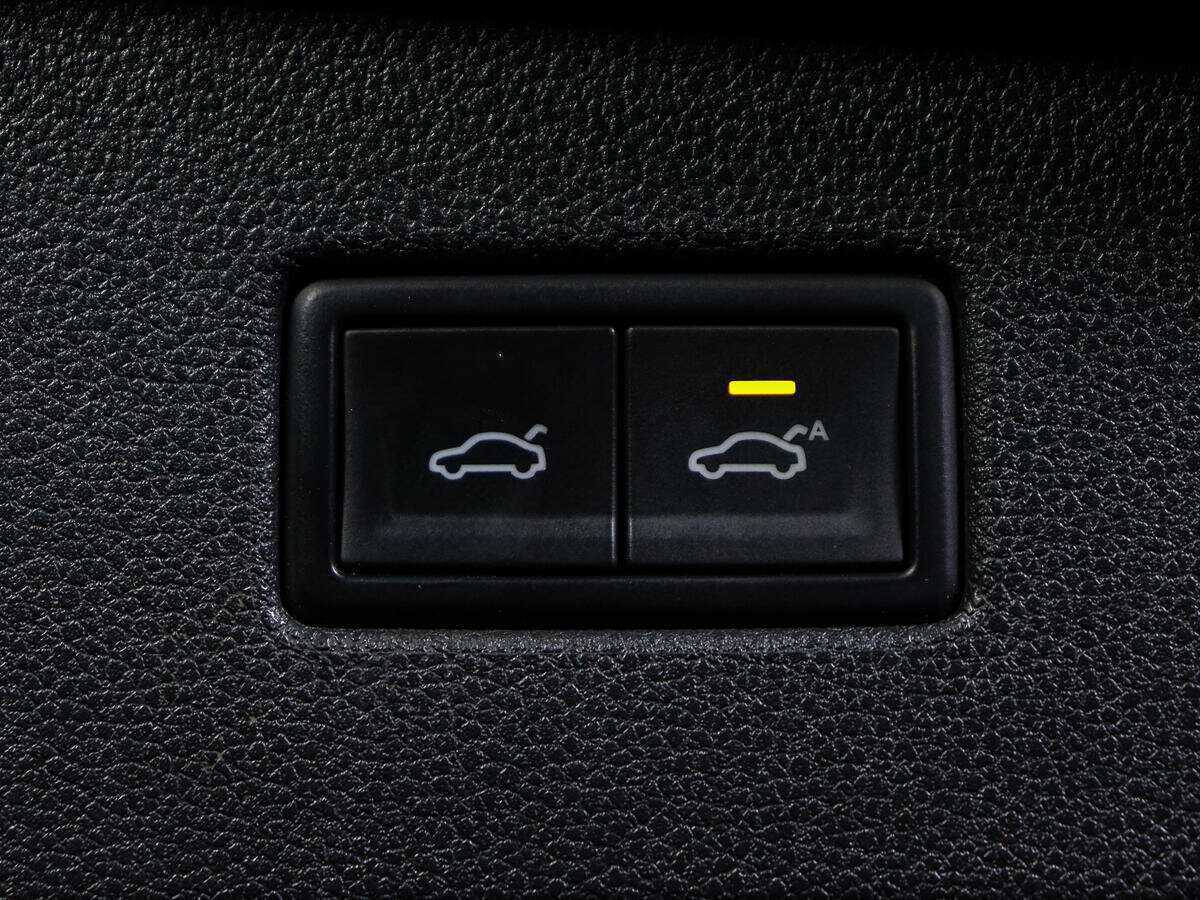 Б/У Фольксваген Тигуан 2017 года. Фото: #17