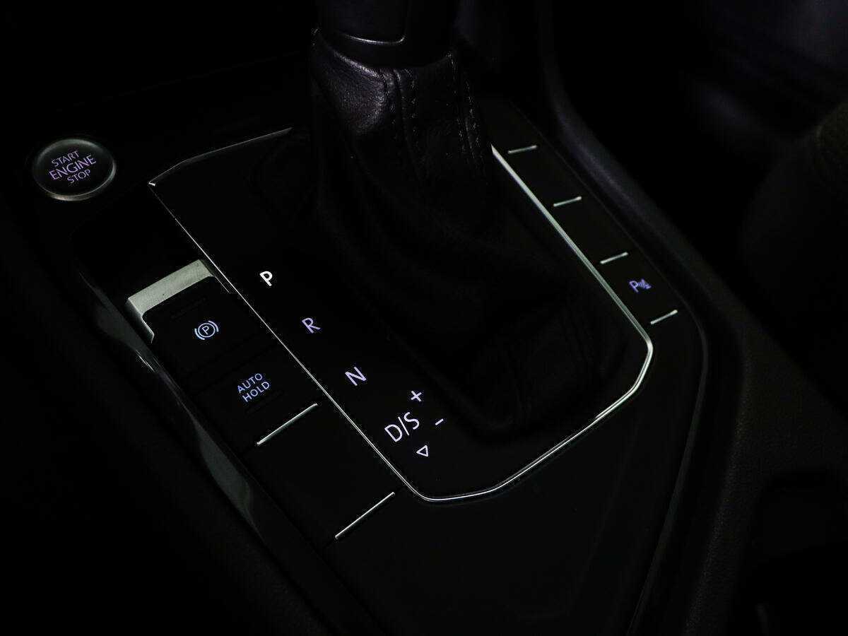 Б/У Фольксваген Тигуан 2019 года. Фото: #16