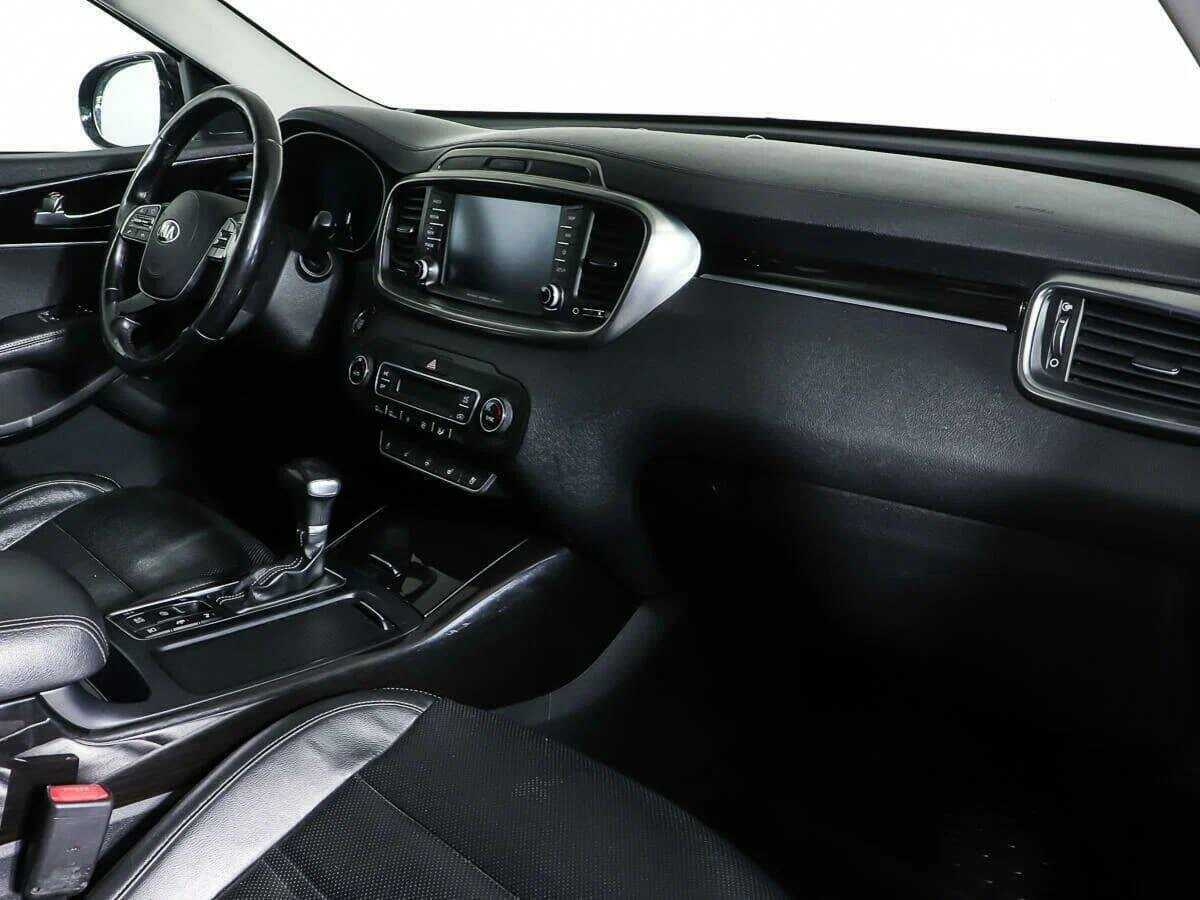 Б/У Киа Соренто 2018 года. Фото: #8