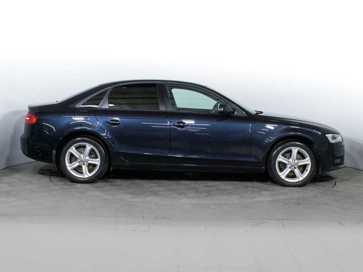 Б/У Ауди А4 2012 года. Фото: #3