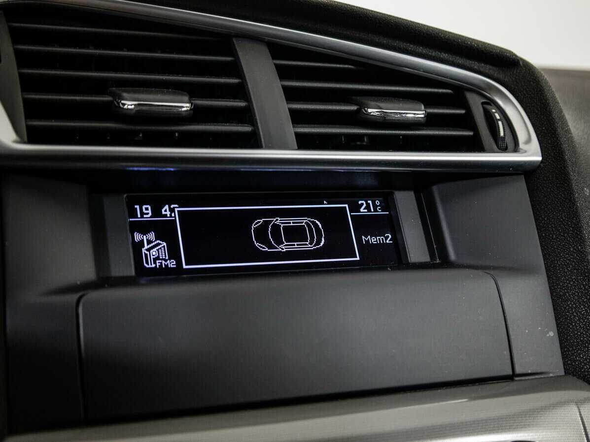 Б/У Ситроен Ц4 2020 года. Фото: #11