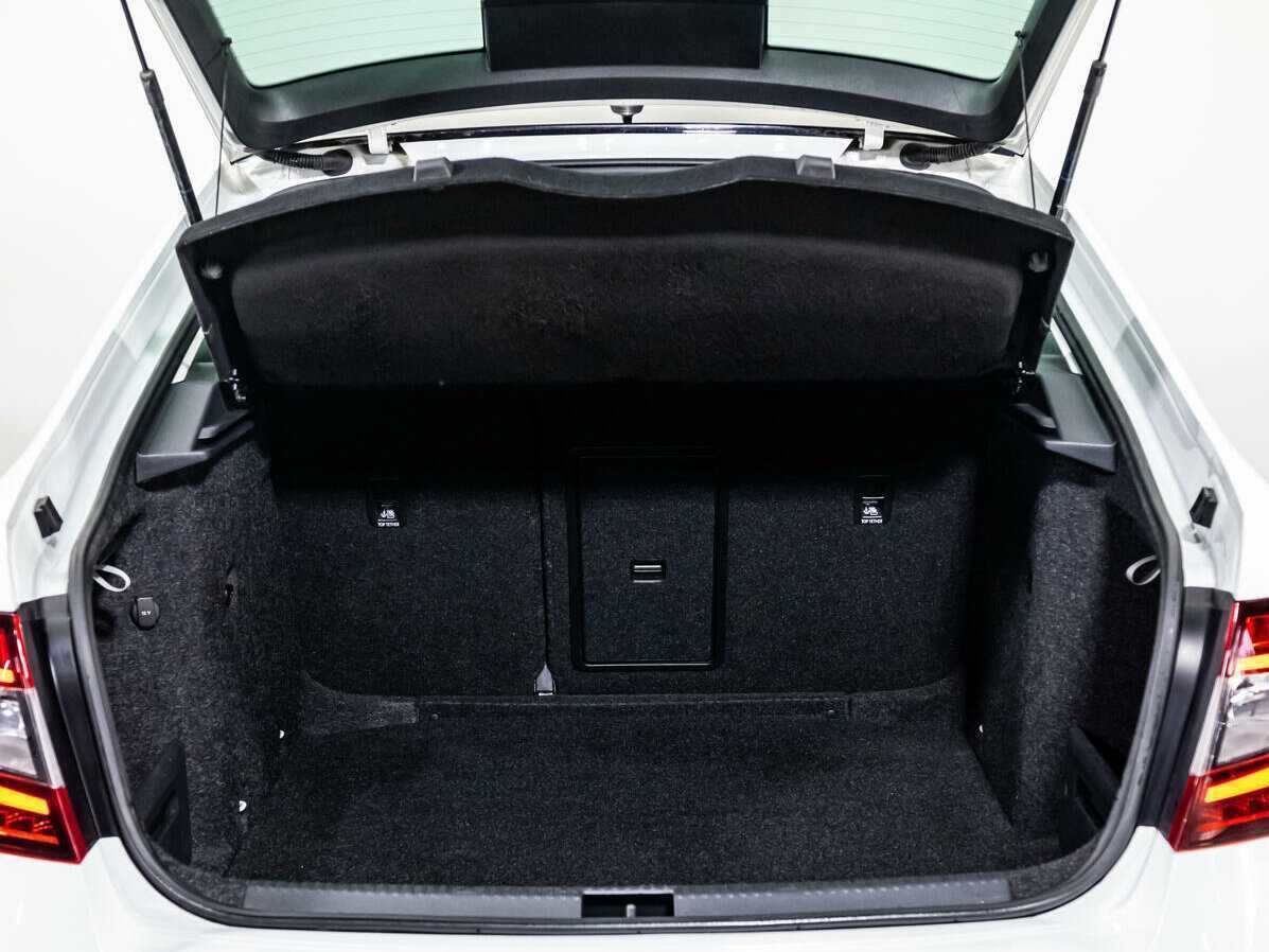 Б/У Шкода Октавия 2018 года. Фото: #22