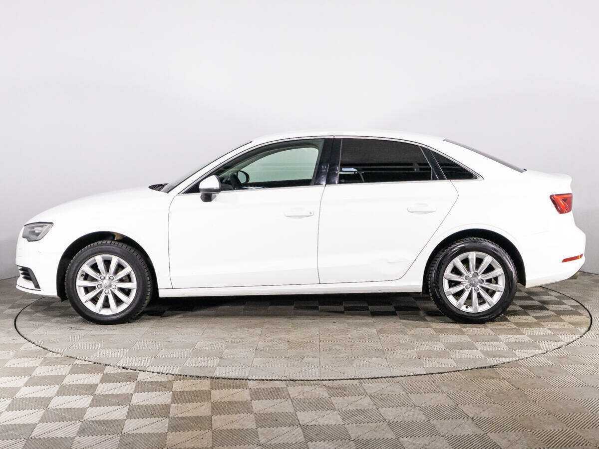 Б/У Ауди А3 2015 года. Фото: #7