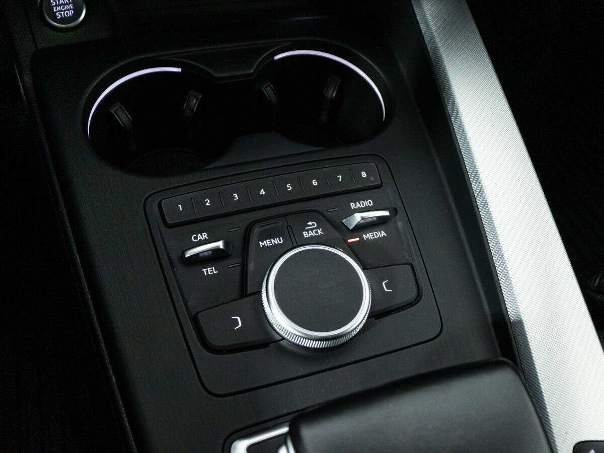 Б/У Ауди А4 2016 года. Фото: #15