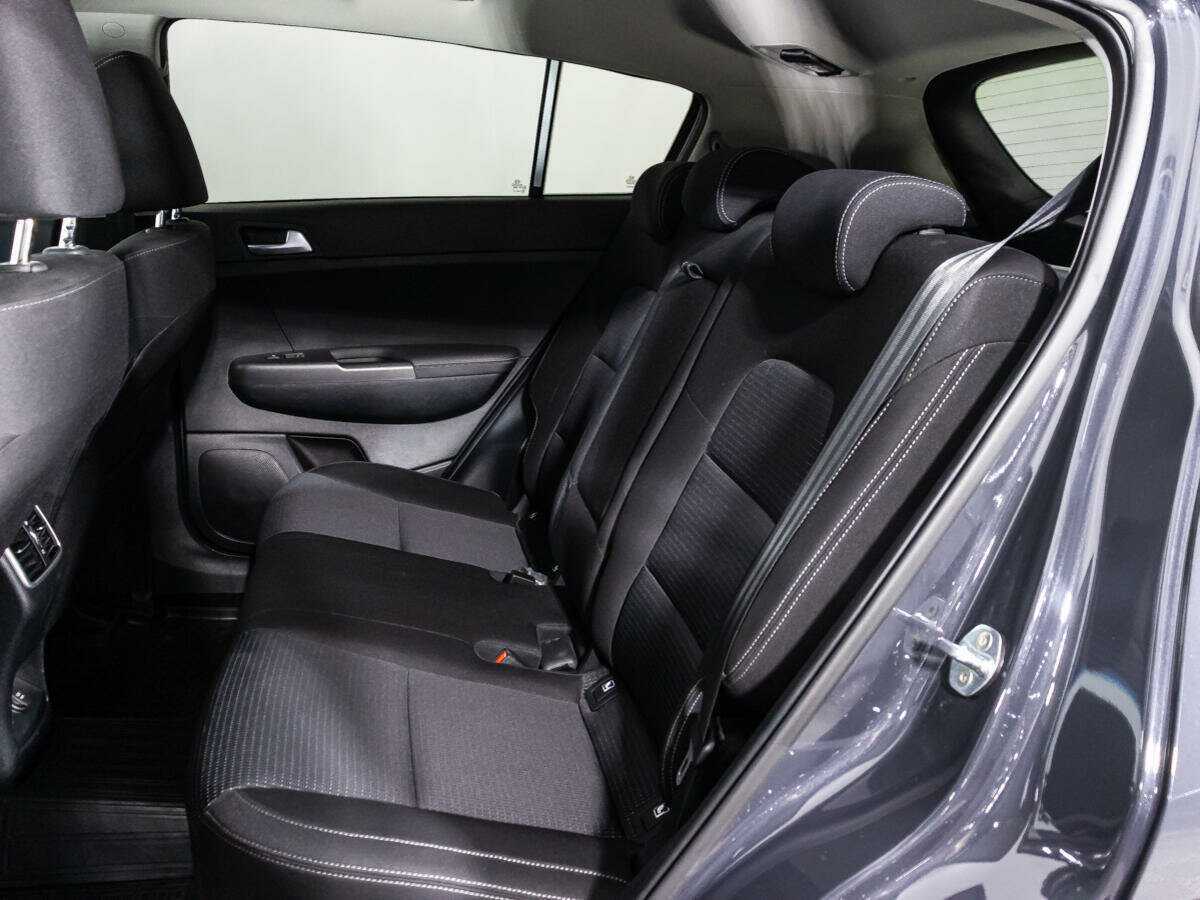 Б/У Киа Спортейдж 2021 года. Фото: #9