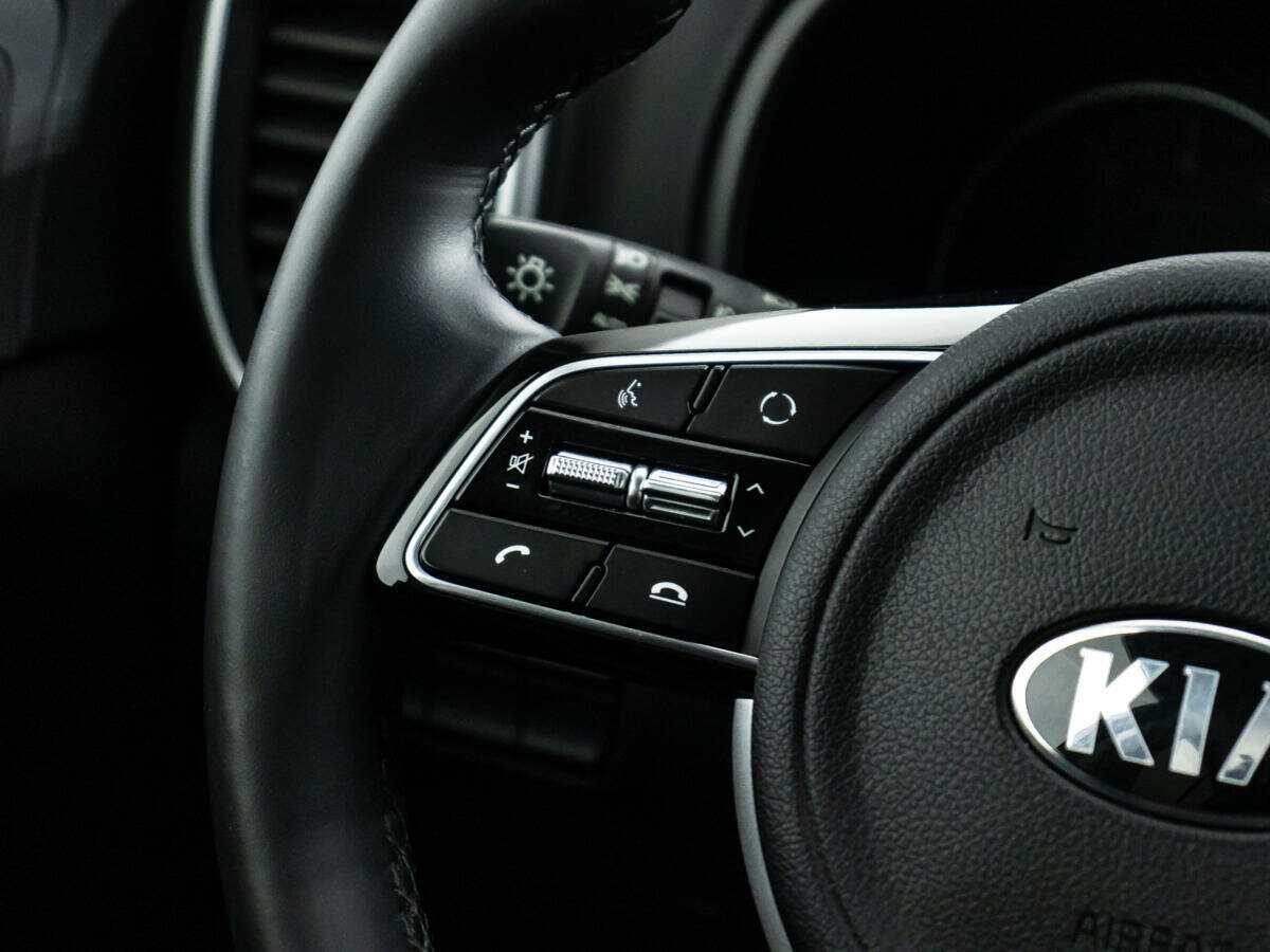 Б/У Киа Спортейдж 2021 года. Фото: #15