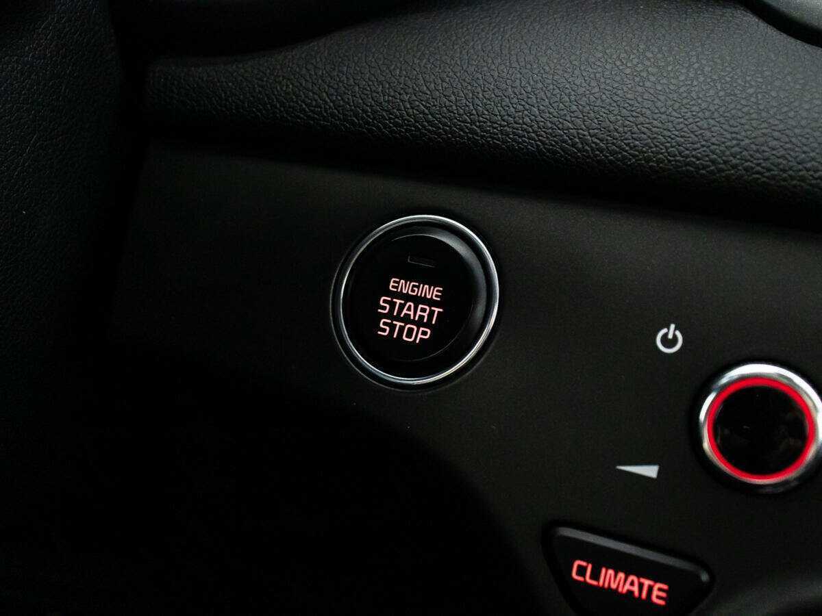 Б/У Киа Спортейдж 2021 года. Фото: #20