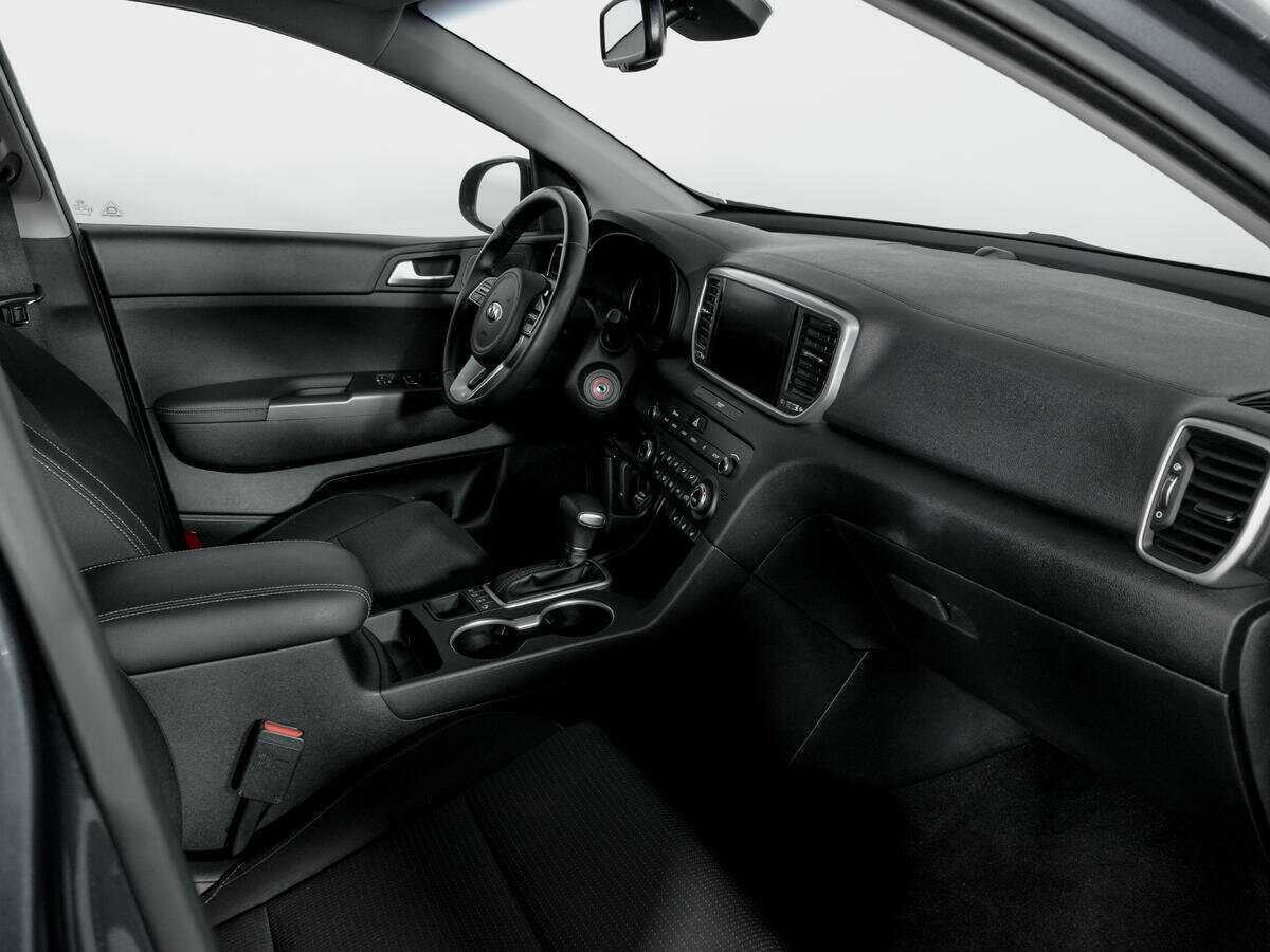 Б/У Киа Спортейдж 2021 года. Фото: #8