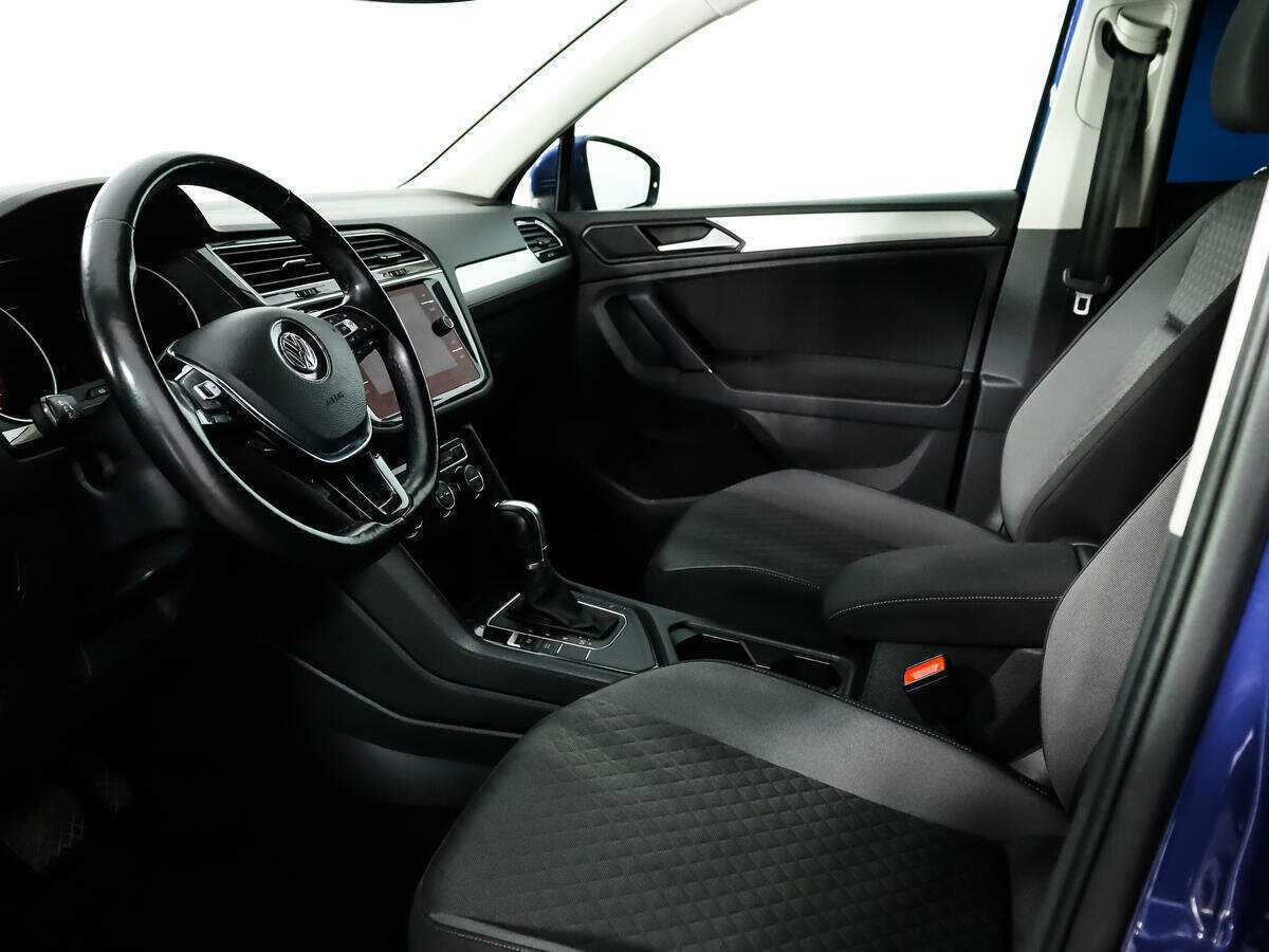 Б/У Фольксваген Тигуан 2019 года. Фото: #8