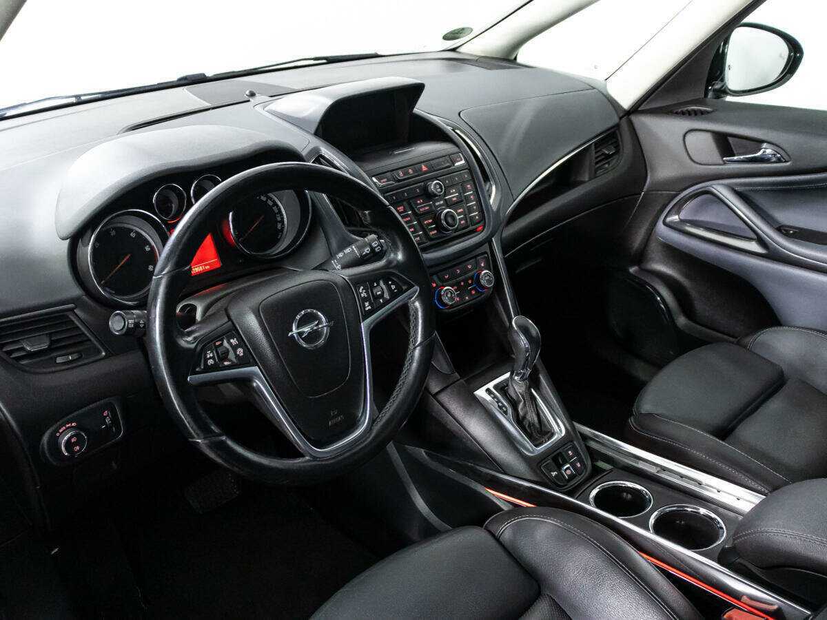 Б/У Опель Зафира 2012 года. Фото: #10