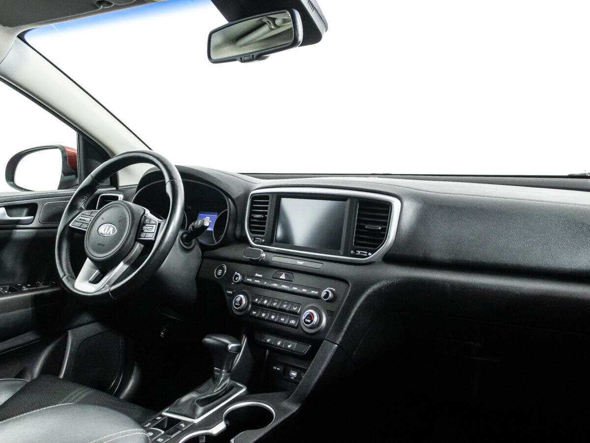 Б/У Киа Спортейдж 2020 года. Фото: #8