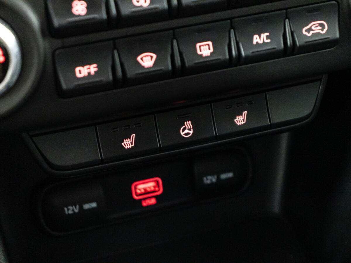 Б/У Киа Спортейдж 2020 года. Фото: #18