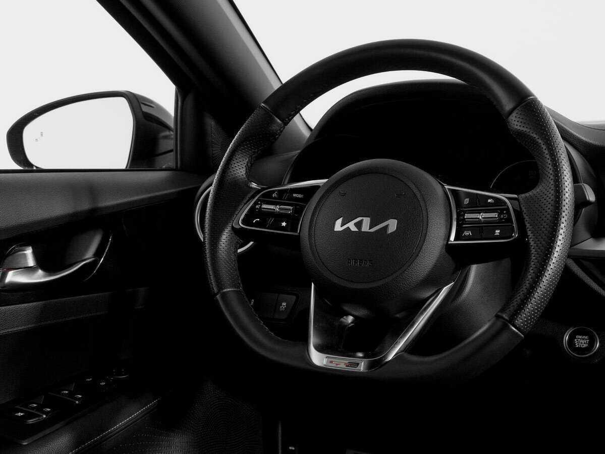 Б/У Киа Форте 2022 года. Фото: #14