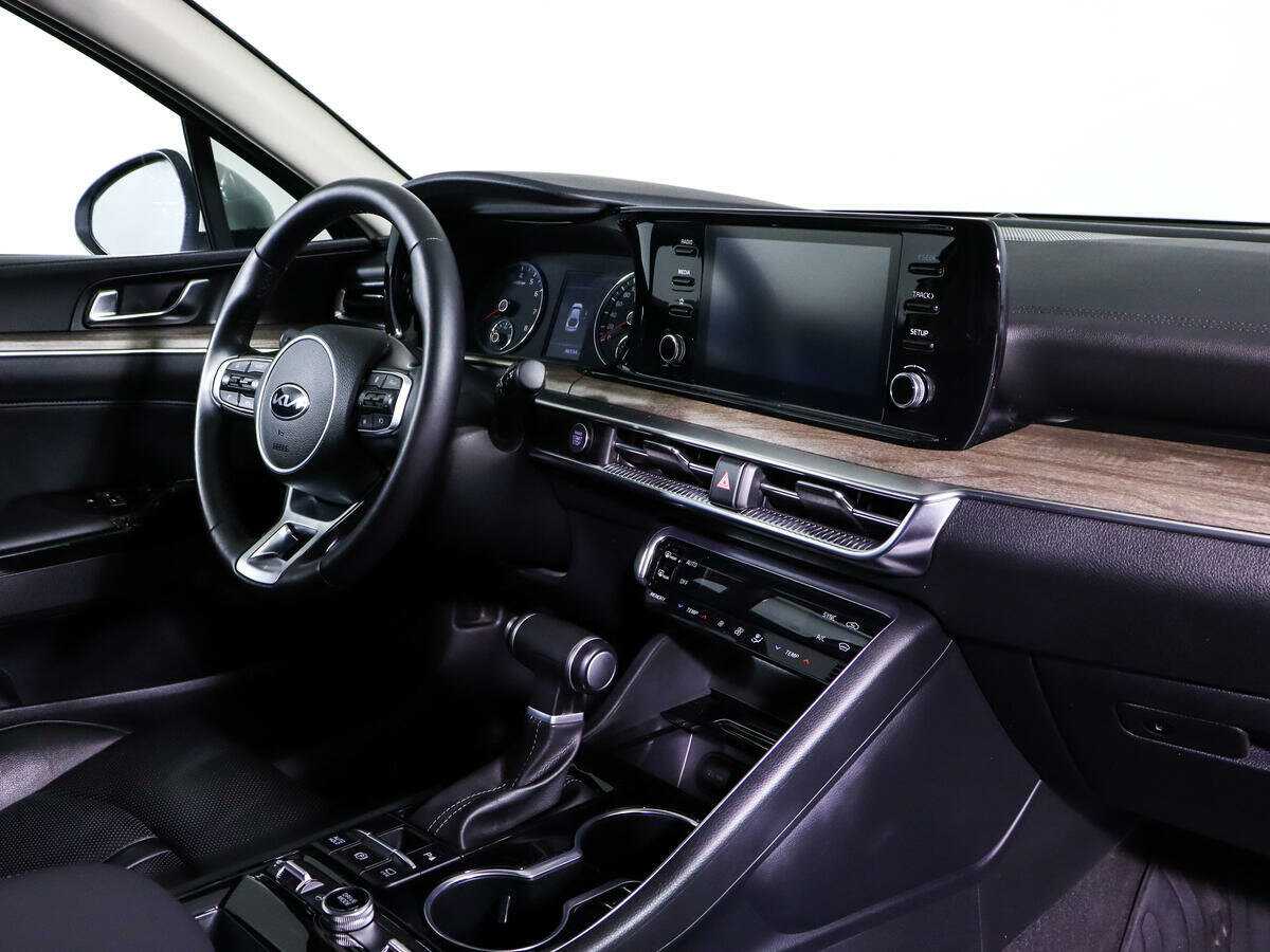 Б/У Киа К5 2021 года. Фото: #6