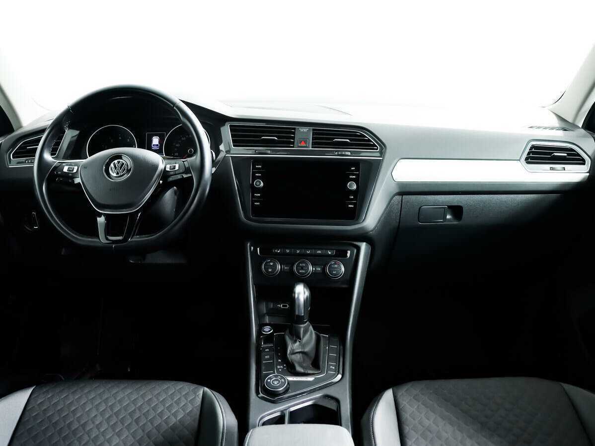 Б/У Фольксваген Тигуан 2020 года. Фото: #10