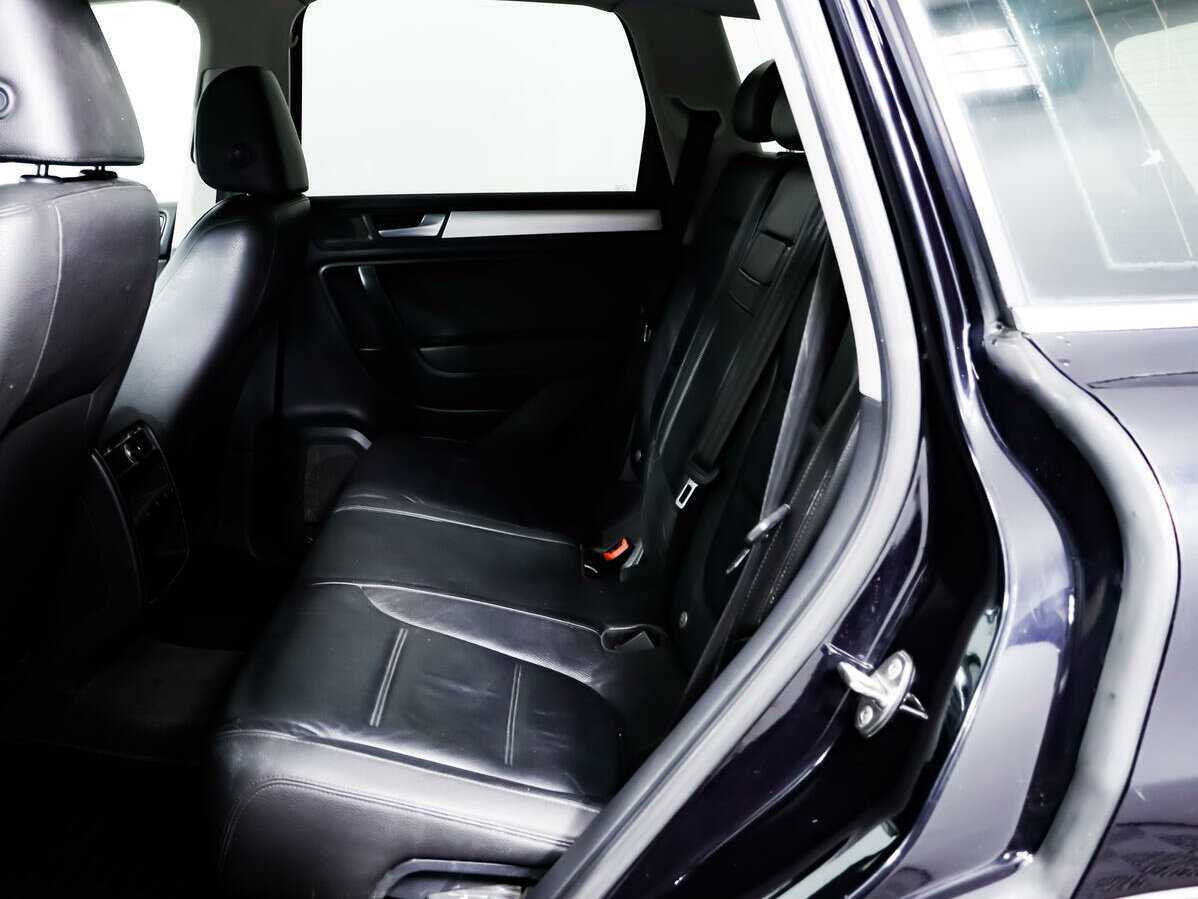 Б/У Фольксваген Туарег 2013 года. Фото: #11