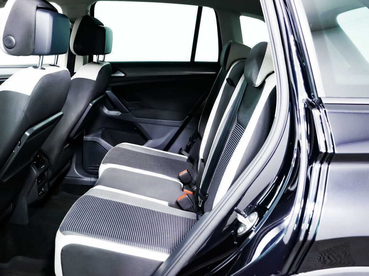 Б/У Фольксваген Тигуан 2020 года. Фото: #9