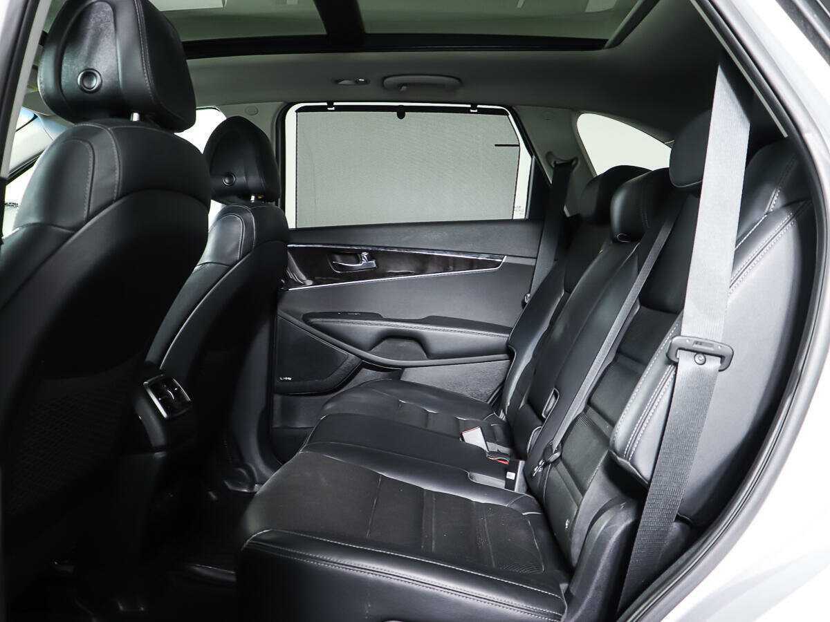 Б/У Киа Соренто 2017 года. Фото: #9