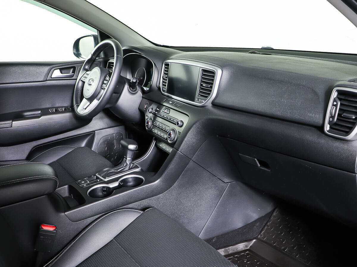 Б/У Киа Спортейдж 2021 года. Фото: #8