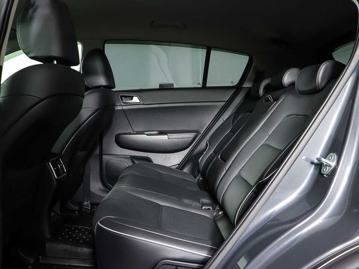 Б/У Киа Спортейдж 2021 года. Фото: #9