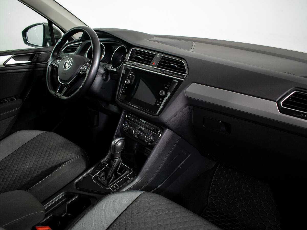 Б/У Фольксваген Тигуан 2020 года. Фото: #6