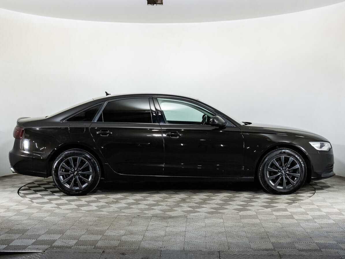 Б/У Ауди А6 2014 года. Фото: #3