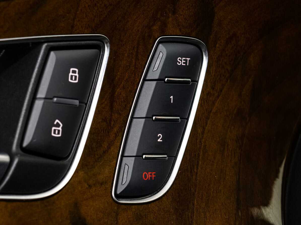 Б/У Ауди А6 2014 года. Фото: #18