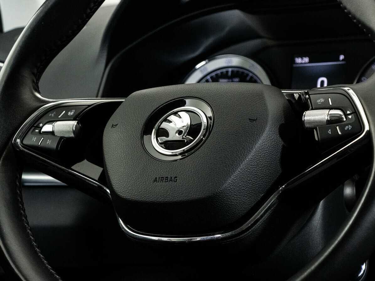 Б/У Шкода Карок 2022 года. Фото: #12