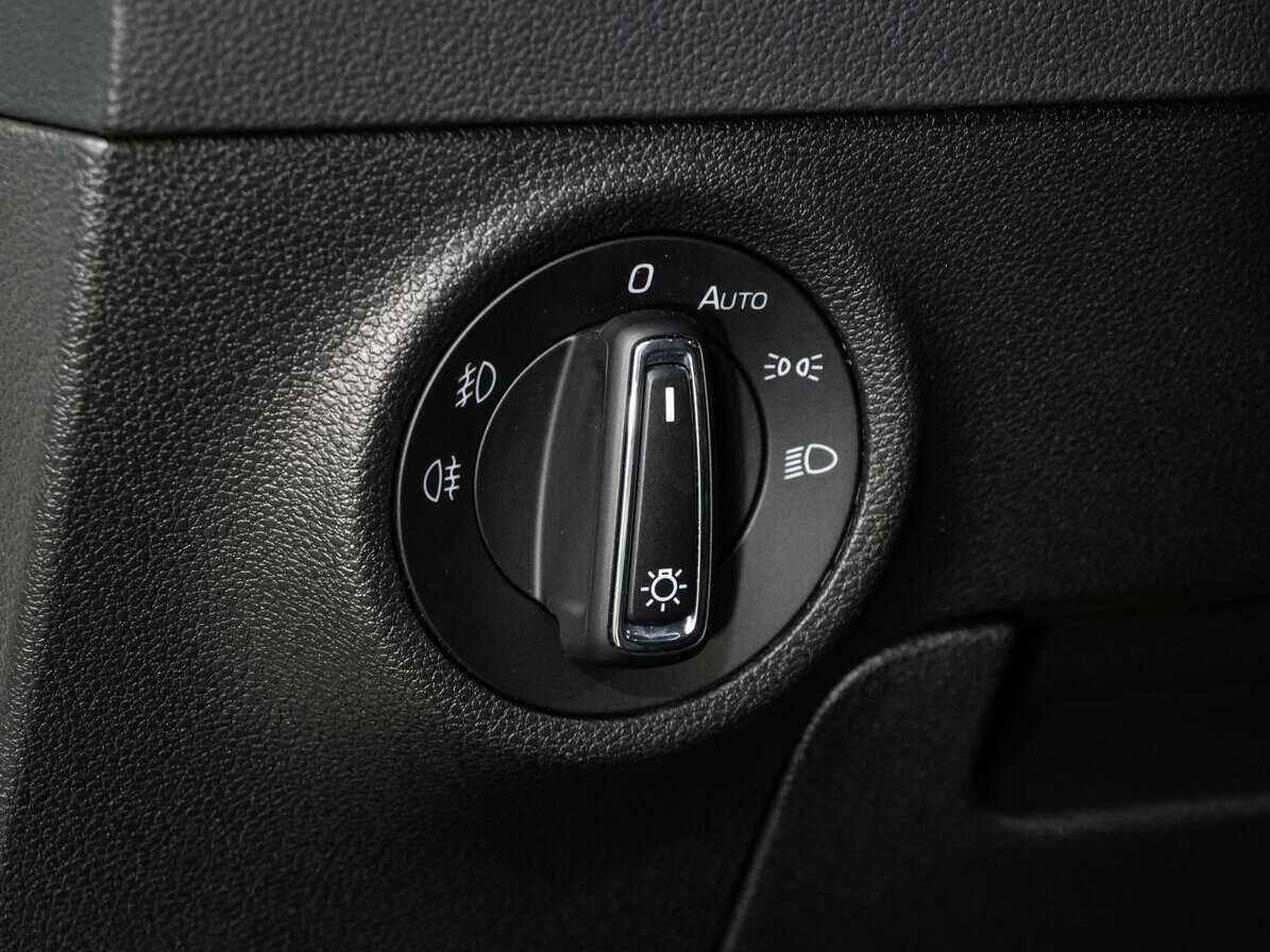 Б/У Шкода Карок 2022 года. Фото: #20