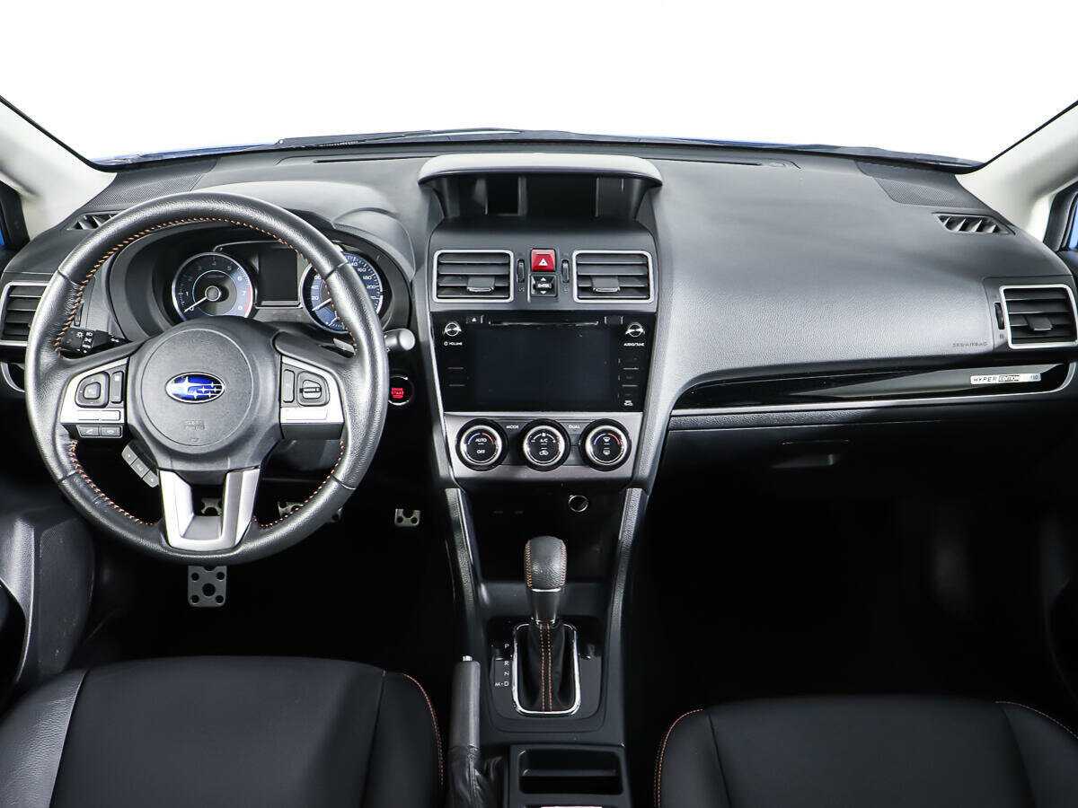 Б/У Субару ИксВи 2017 года. Фото: #10