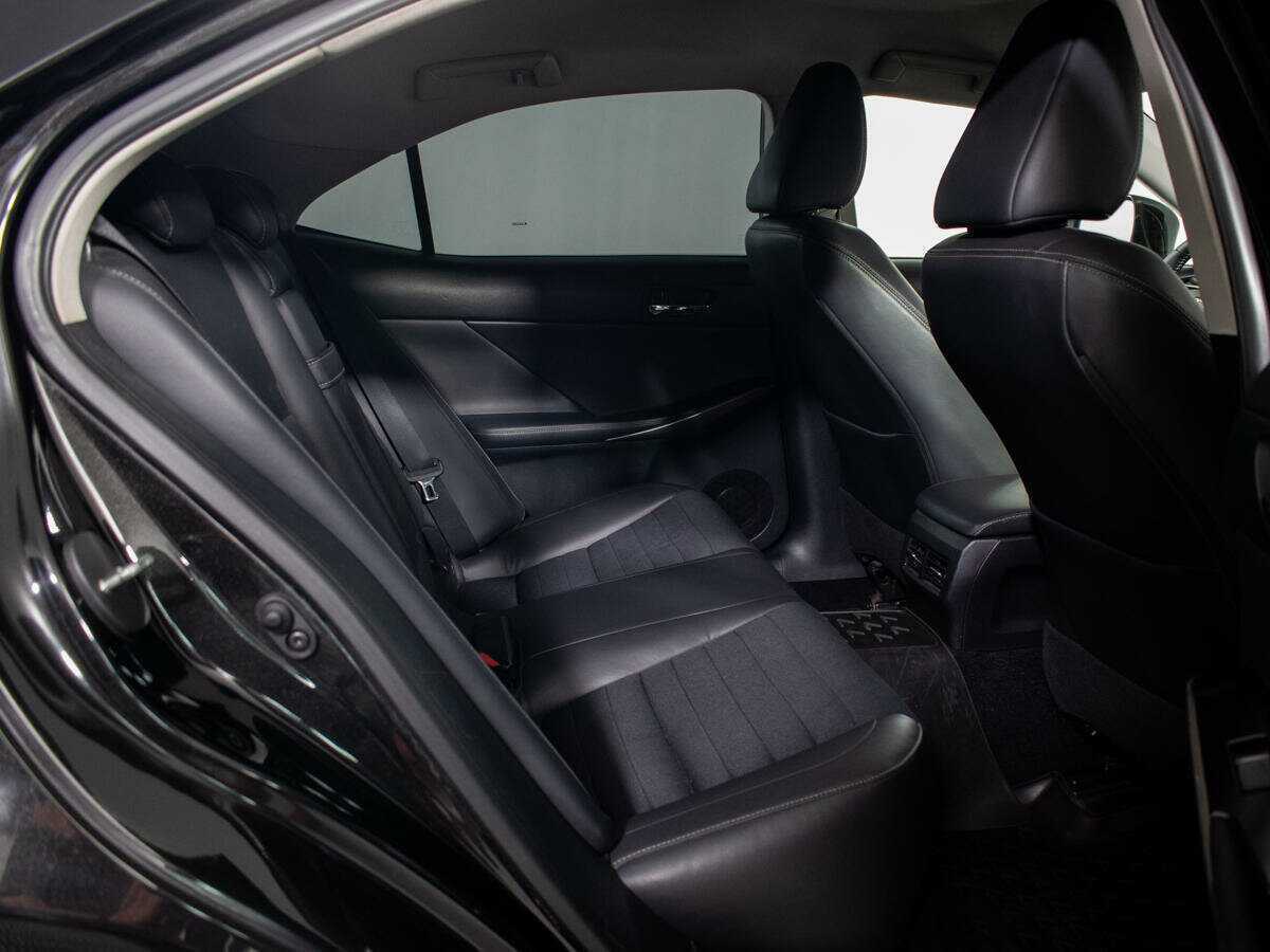 Б/У Лексус ИС 2013 года. Фото: #8