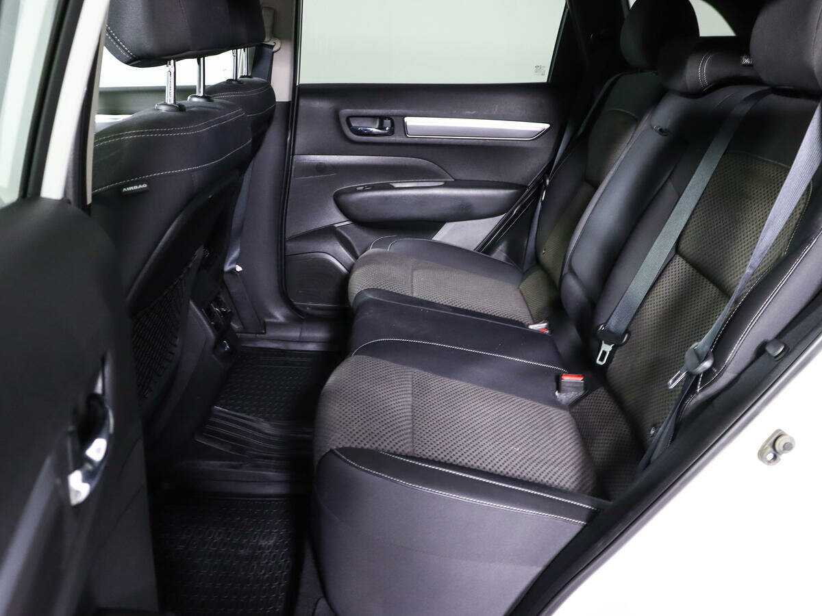 Б/У Рено Колеос 2018 года. Фото: #7